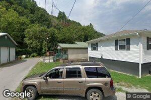 107 Smolenski St, Man, WV 25635