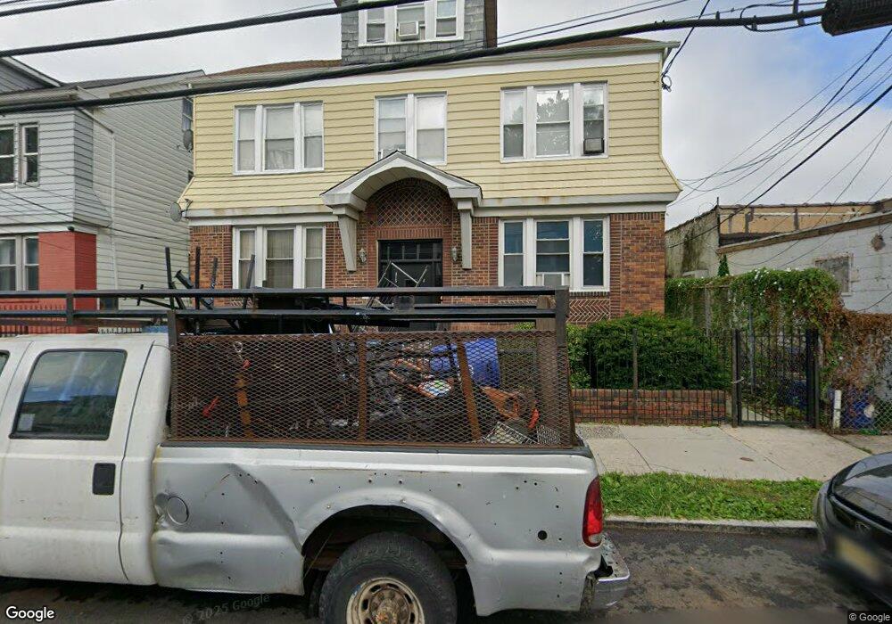 413 Leslie St, Newark, NJ 07112 - photo 1