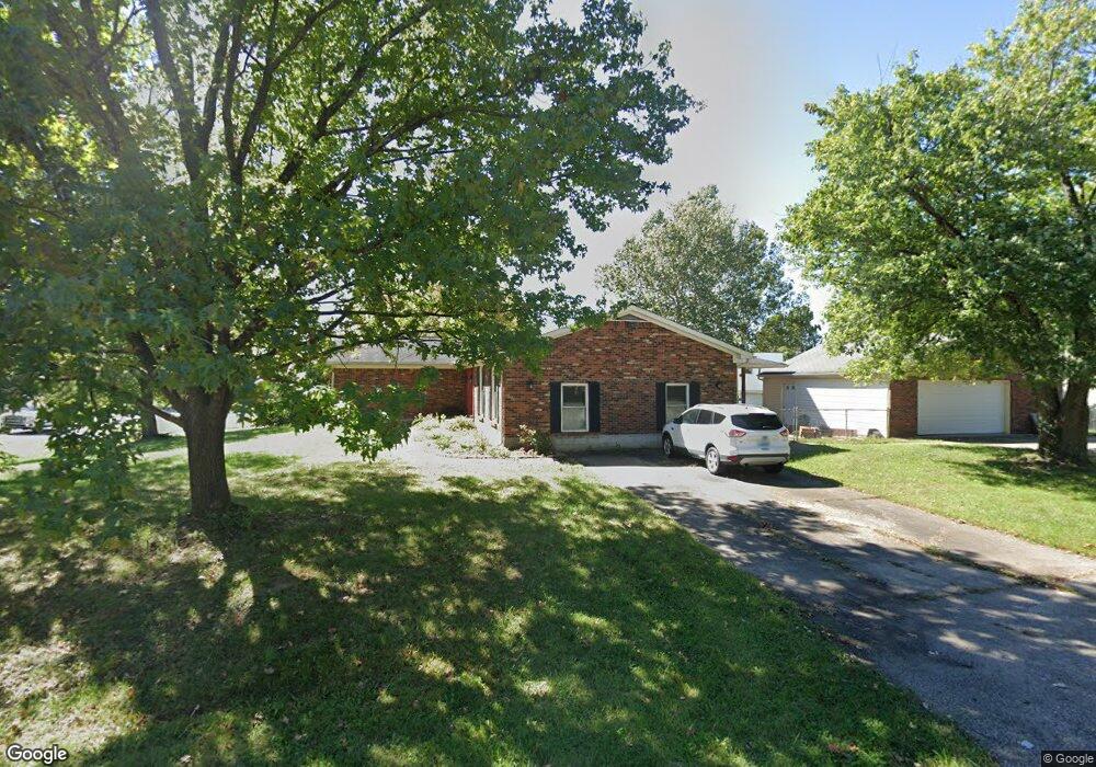 8100 Cortland Dr, Louisville, KY 40228 - photo 1