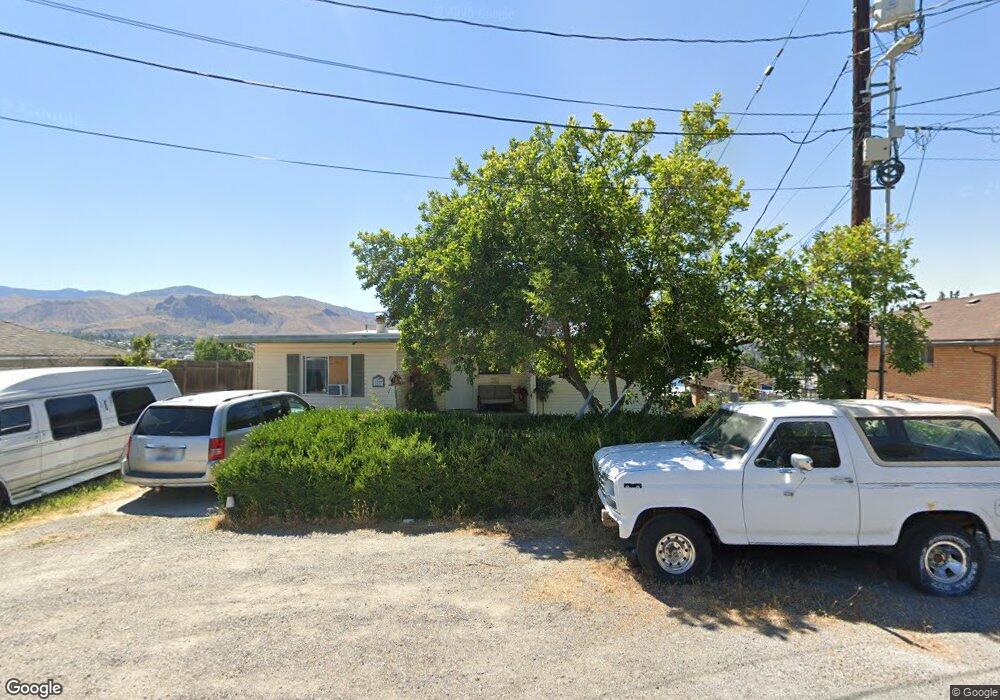 1200 N Ashland Ave, East Wenatchee, WA 98802 - photo 1