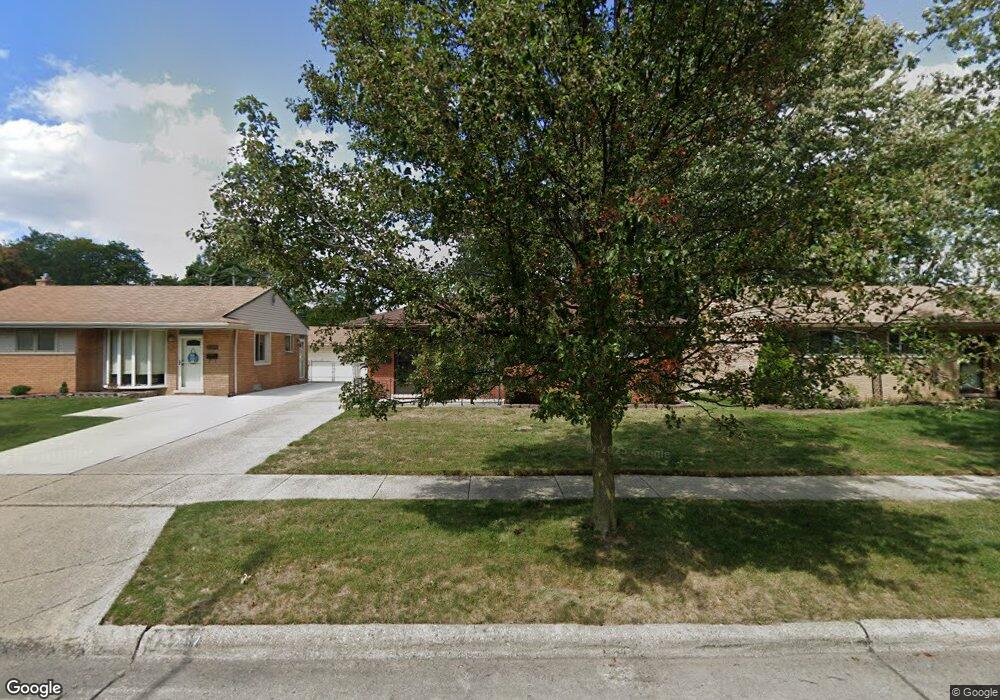 15297 Roycroft St, Roseville, MI 48066 - photo 1