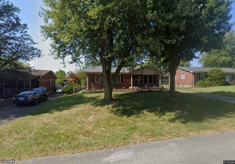 8116 Jasmine Ln, Louisville, KY 40228 - photo 1