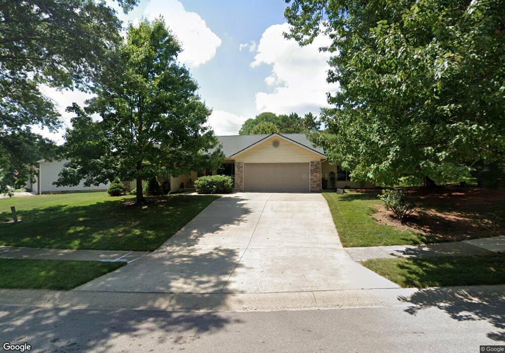 800 W Rosewood Dr, Bloomington, IN 47404 - photo 1