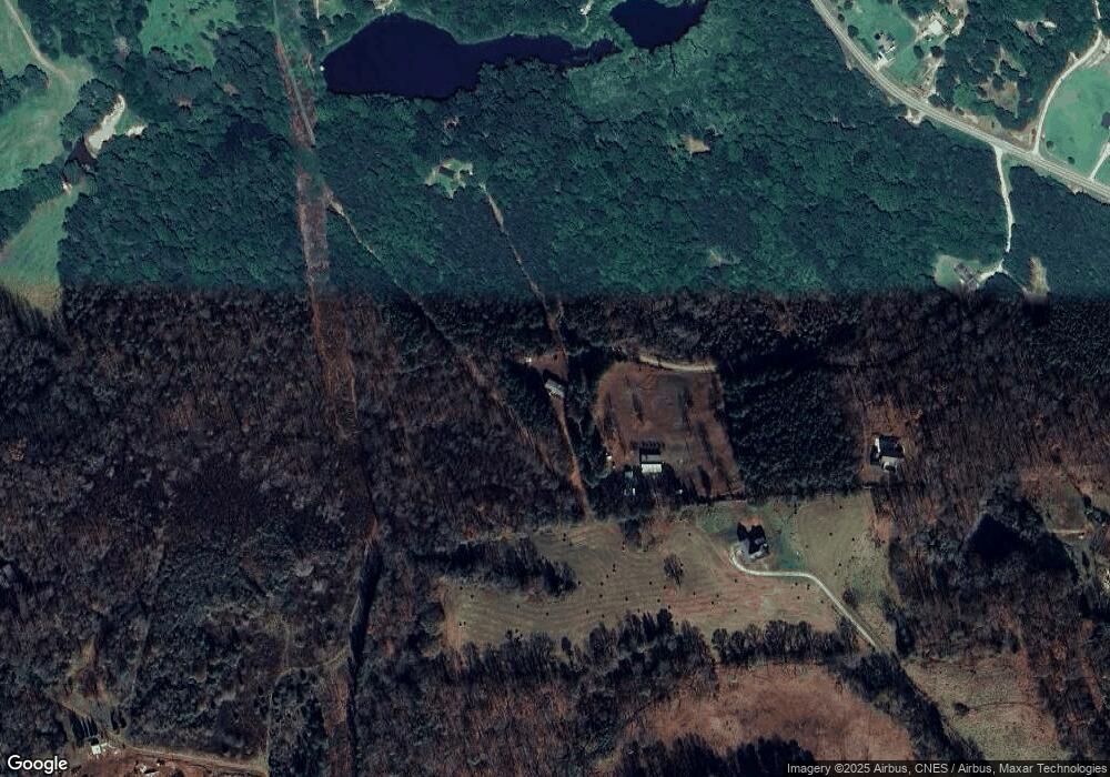 297 Pine Oak Dr, Eastanollee, GA 30538 - photo 1