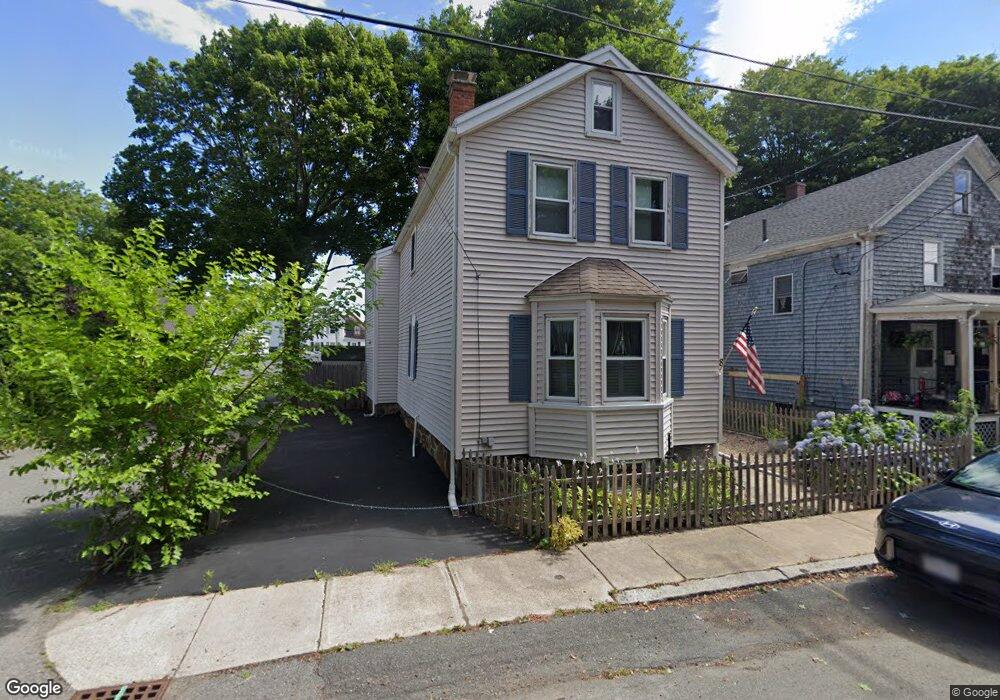 8 Thorndike St, Salem, MA 01970 - photo 1