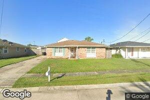 4910 Schindler Dr, New Orleans, LA 70127