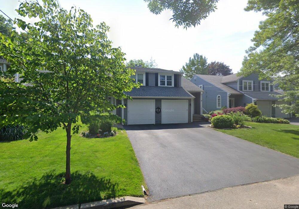 26 Arbor Dr, Providence, RI 02908 - photo 1