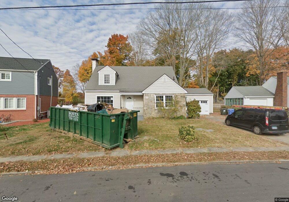 7 Taylor Dr, Norwich, CT 06360 - photo 1