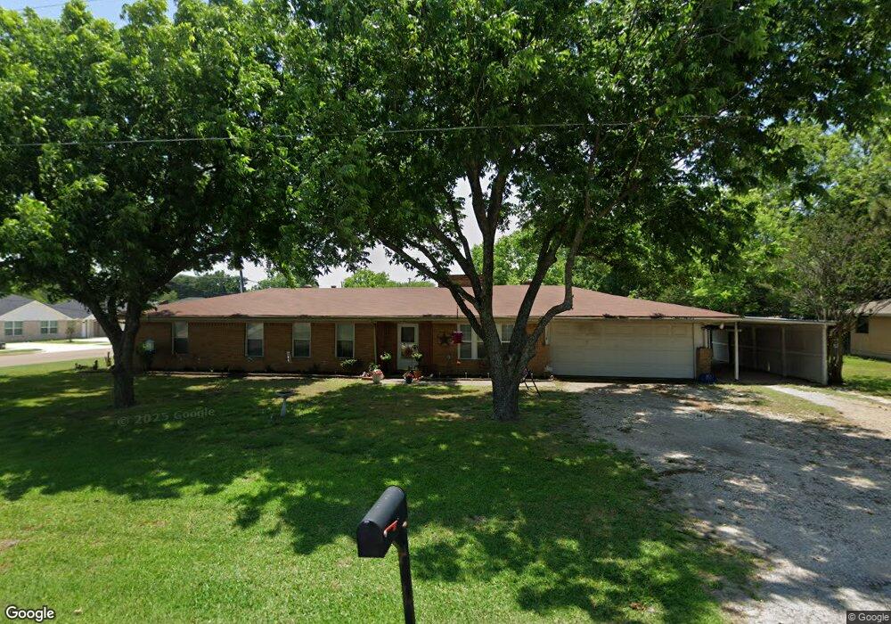 2601 N Preston St, Ennis, TX 75119 - photo 1