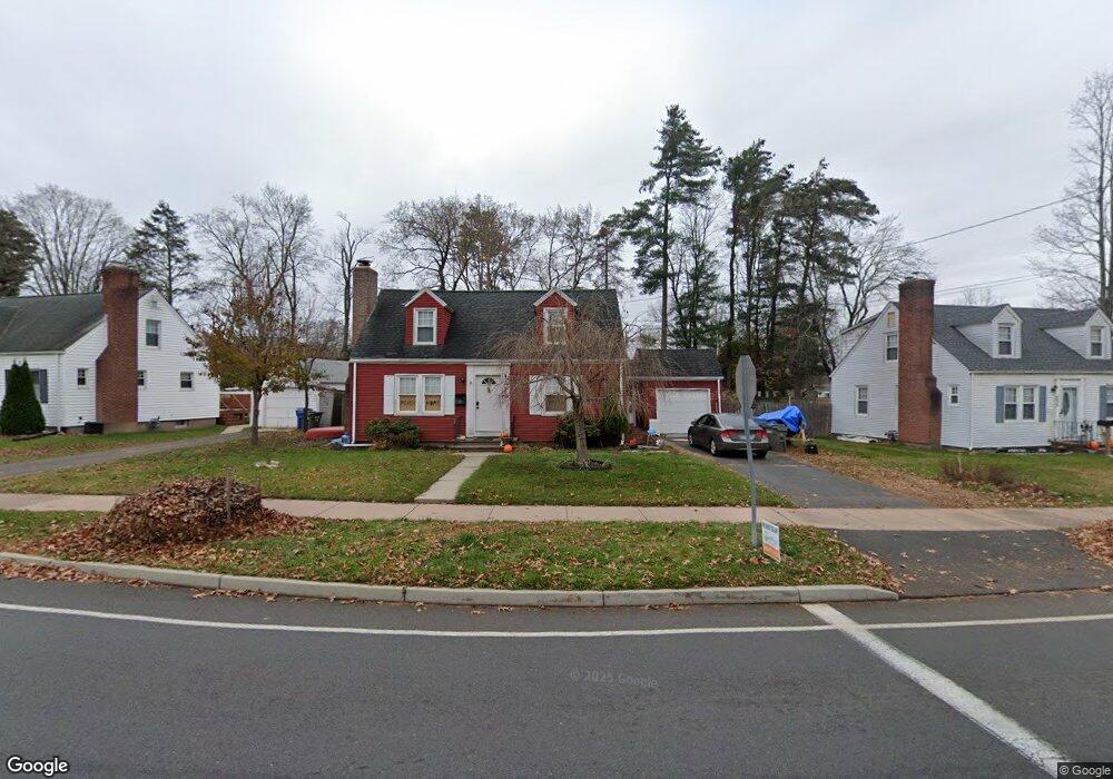 332 Woodbridge St, Manchester, CT 06042 - photo 1