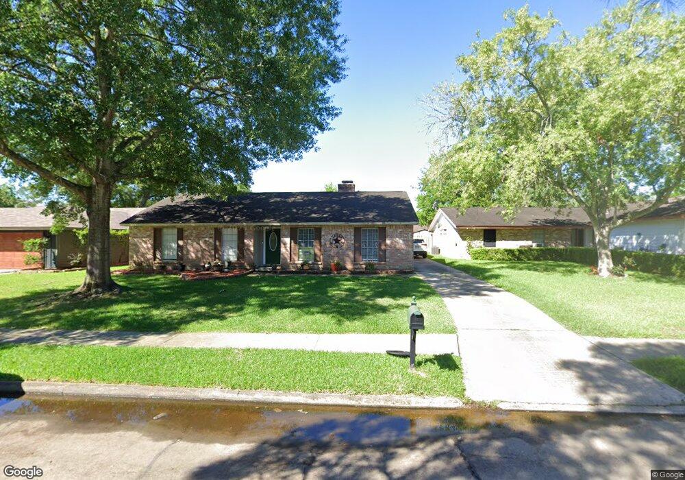 16818 Hibiscus Ln, Friendswood, TX 77546 - photo 1