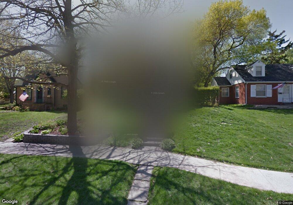 2259 Meadowbrook Dr SE, Cedar Rapids, IA 52403 - photo 1