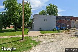 123 N Center St, Oneida, IL 61467