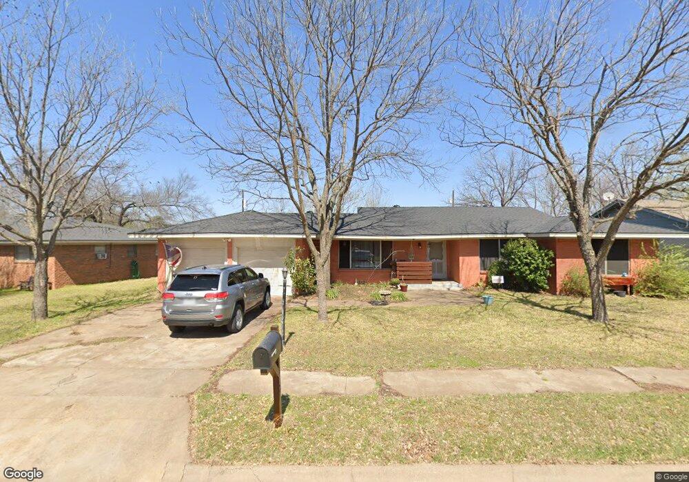 1312 Manor Dr, Cleburne, TX 76033 - photo 1