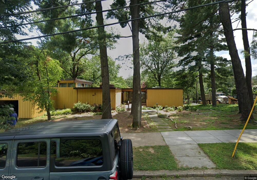 2870 Upton St NW, Washington, DC 20008 - photo 1