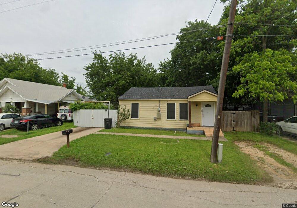 742 N Wilhite St, Cleburne, TX 76031 - photo 1