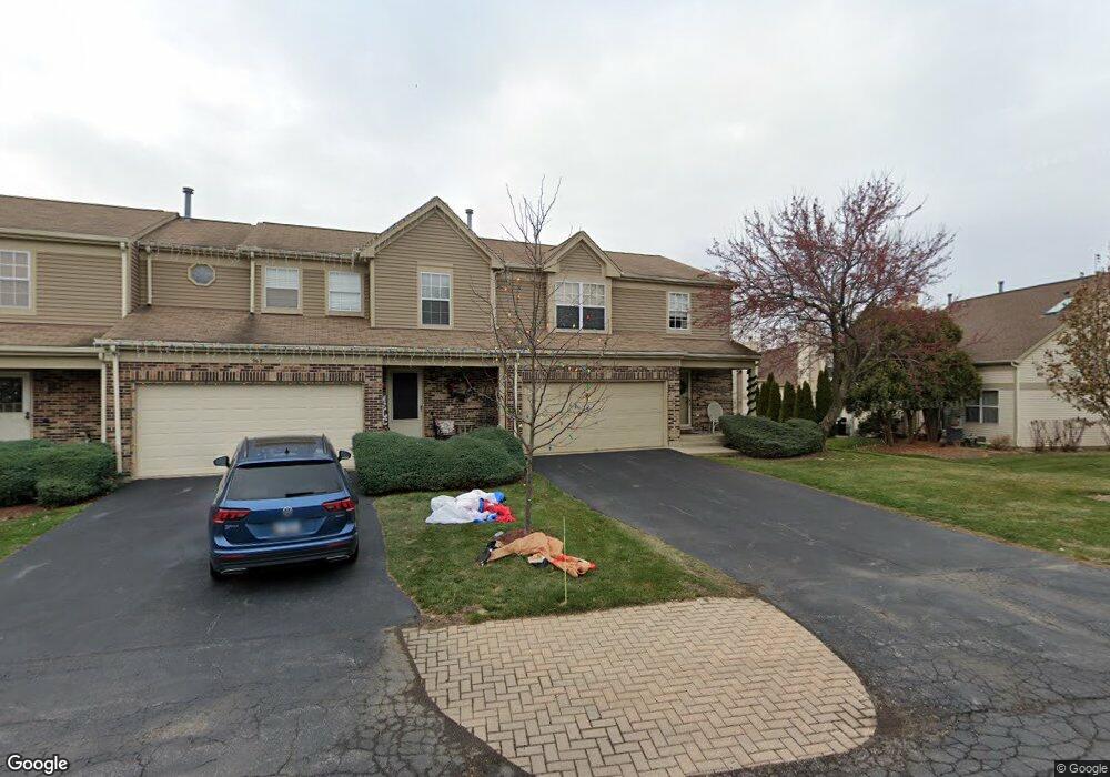 961 Old Oak Cir, Algonquin, IL 60102 - photo 1