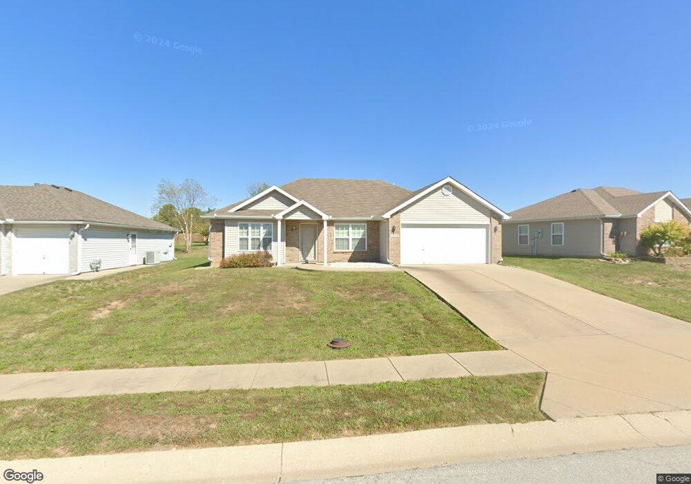 1104 Carlisle Dr, Raymore, MO 64083 - photo 1