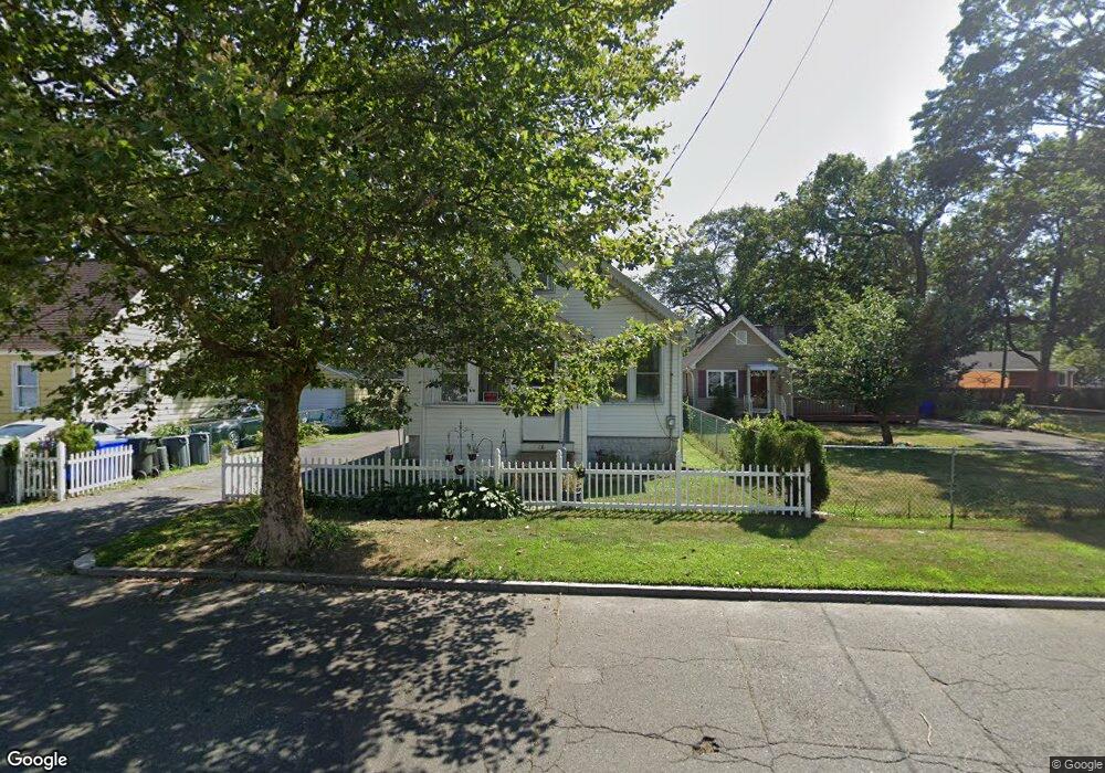 26 Middle St, Springfield, MA 01104 - photo 1