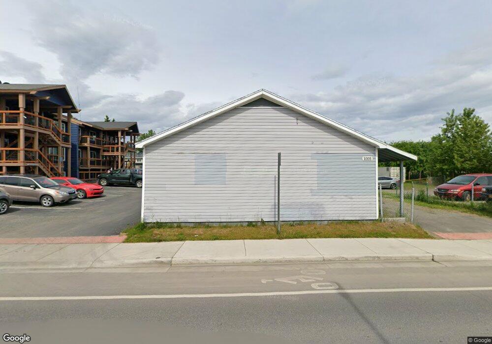 1005 W 30th Ave, Anchorage, AK 99503 - photo 1
