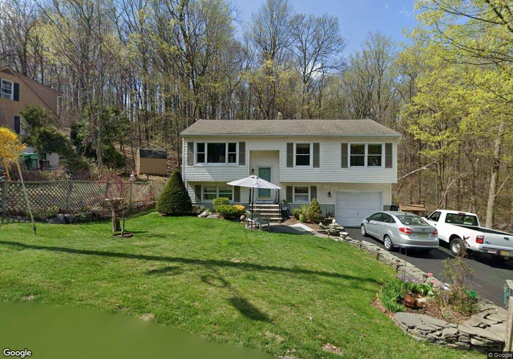 27 Wenatchee Rd, Highland Lakes, NJ 07422 - photo 1