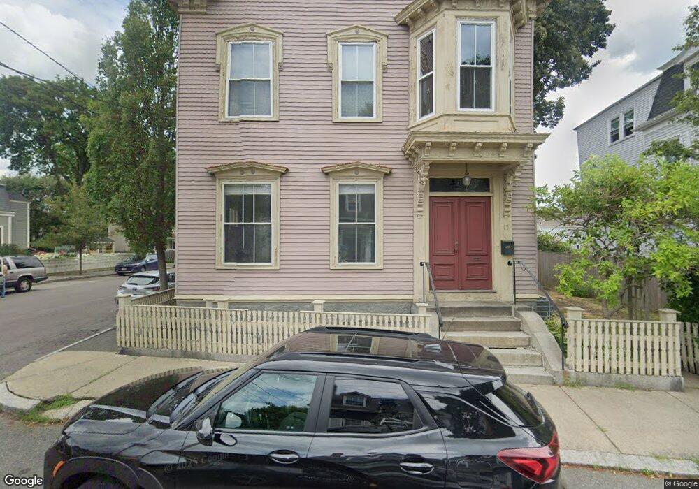 17 Pleasant St unit 2, Salem, MA 01970 - photo 1