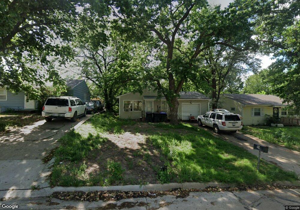 3133 SE Colfax St, Topeka, KS 66605 - photo 1