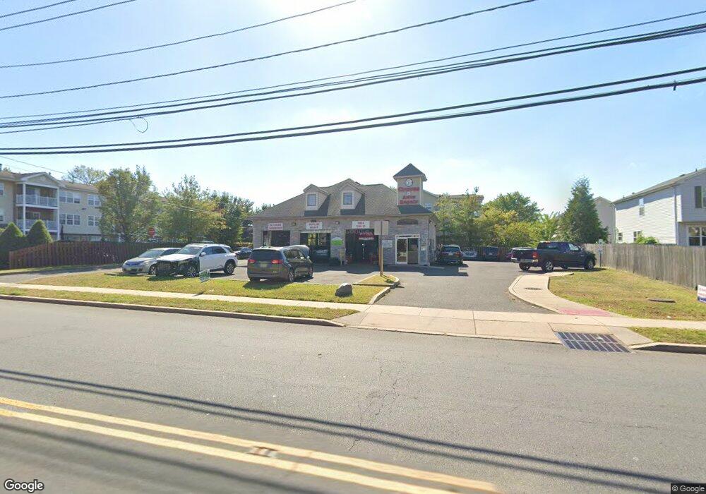 891 Green St, Iselin, NJ 08830 - photo 1