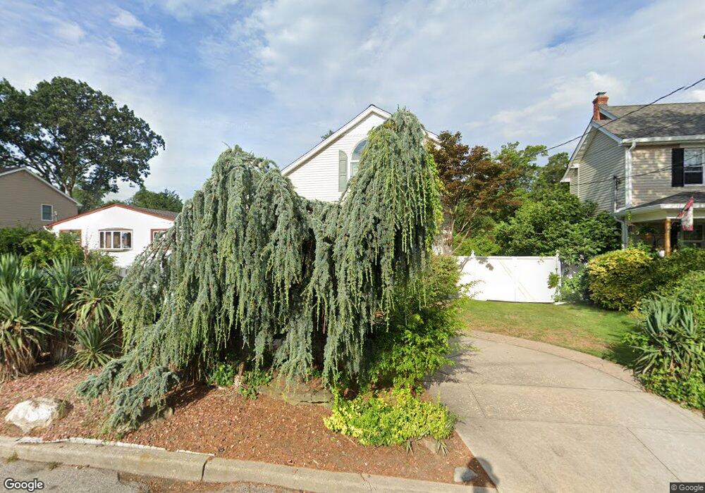 402 Farmers Ave, Bellmore, NY 11710 - photo 1