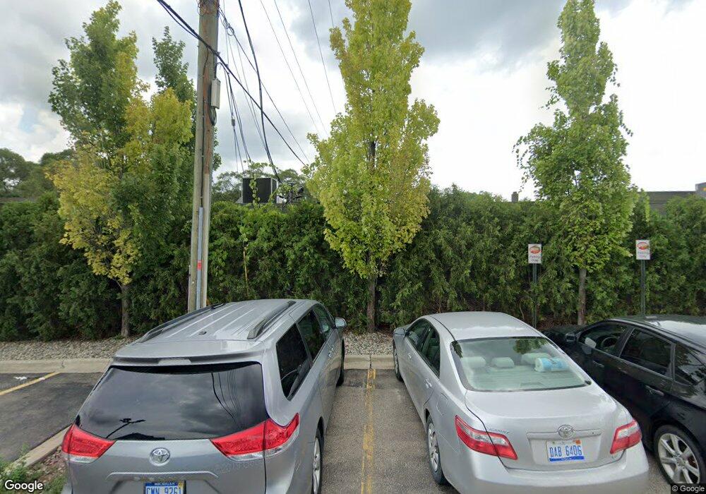 4076 W Maple Rd, Bloomfield Hills, MI 48301 - photo 1