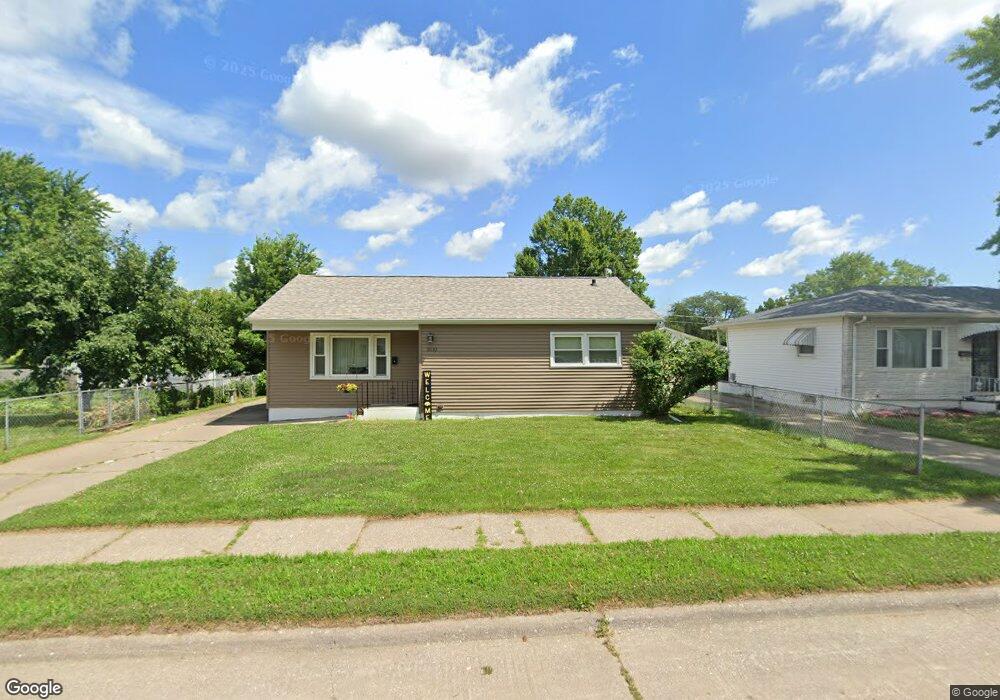 3110 W Laurel St, Davenport, IA 52804 - photo 1