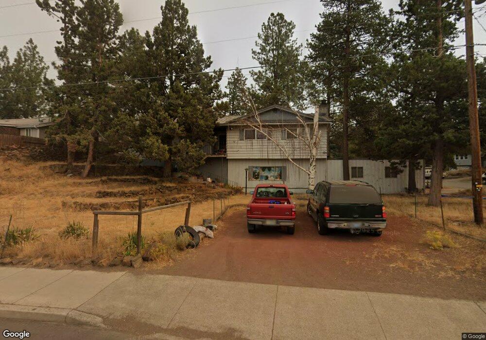72 SE 15th St, Bend, OR 97702 - photo 1