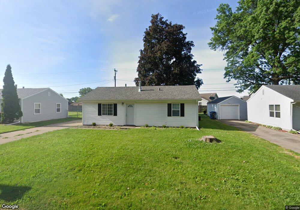 2605 W 67th St, Davenport, IA 52806 - photo 1
