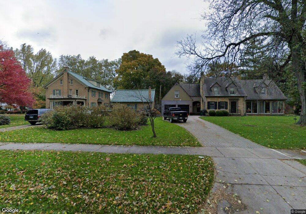 366 N Lincoln St, Batavia, IL 60510 - photo 1