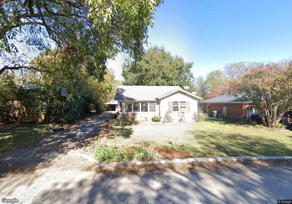 1013 Davis St NW, Ardmore, OK 73401 - photo 1