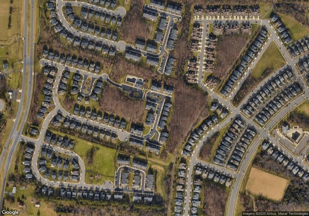 42268 Shoover Square, Chantilly, VA 20152 - photo 1