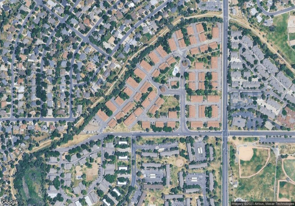 171 Oakland Ct, Aurora, CO 80011 - photo 1