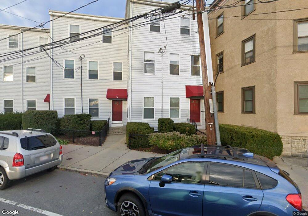 3 Elm St unit 3, Somerville, MA 02143 - photo 1