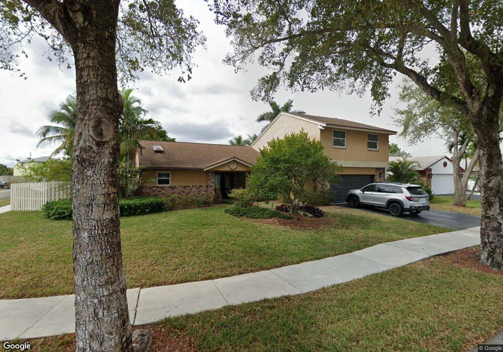 14600 Highland Spring Ct, Davie, FL 33325 - photo 1