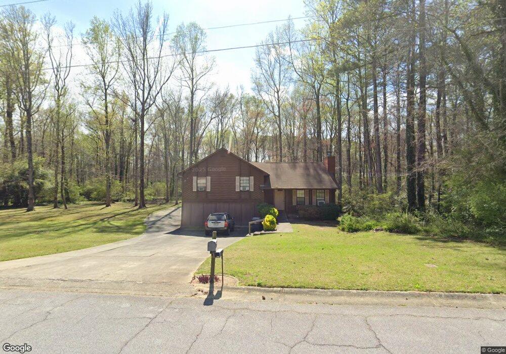 8361 Creek St, Jonesboro, GA 30236 - photo 1