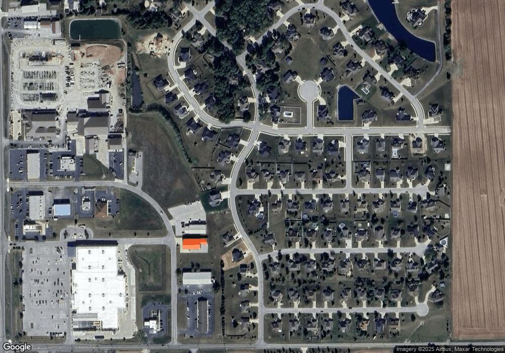 317 Goldenrod Ct, Bluffton, IN 46714 - photo 1