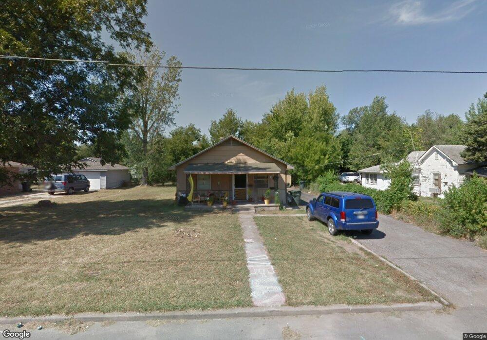 422 S Haynie St, Skiatook, OK 74070 - photo 1