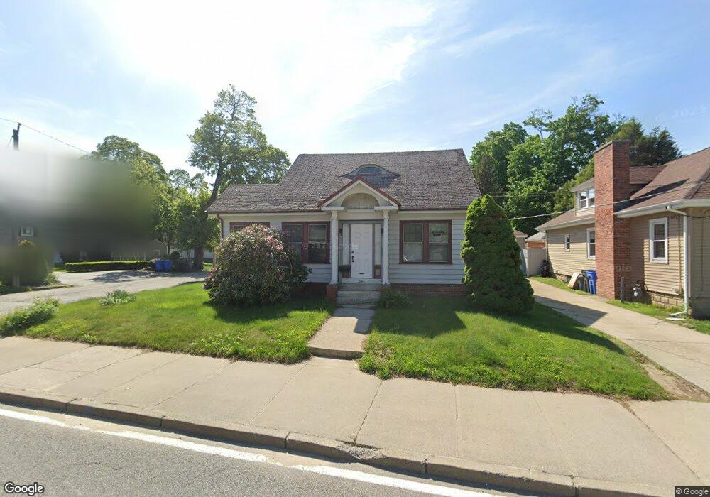2085 Cranston St, Cranston, RI 02920 - photo 1