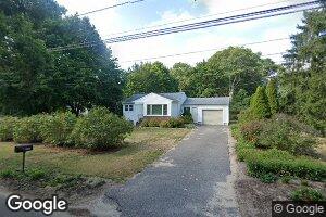 3330 Wells Rd, Peconic, NY 11958