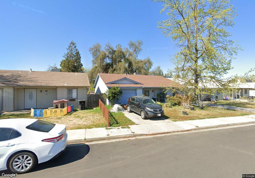 74 Lezlie Ct, Oakdale, CA 95361 - photo 1