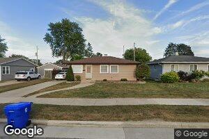 8629 21st Ave, Kenosha, WI 53143