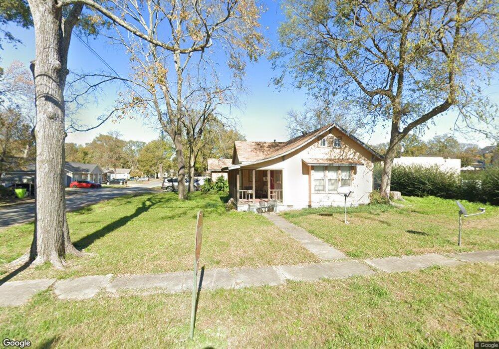 112 W 12th St, Stuttgart, AR 72160 - photo 1