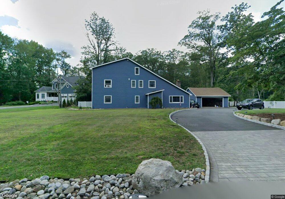 391 Shadyside Rd, Ramsey, NJ 07446 - photo 1