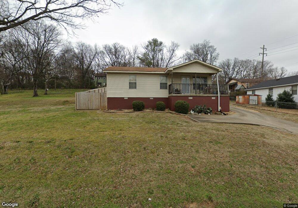 1117 Veterans Dr, Florence, AL 35630 - photo 1