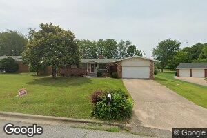 501 E 25th St, Baxter Springs, KS 66713